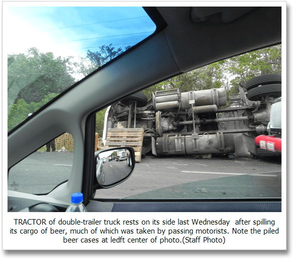 Thousands Of 307 Drivers Affected - Driving Clipart (610x538), Png Download