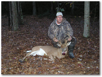 Whitetail Deer Hunting - Deer Hunting Clipart (980x353), Png Download