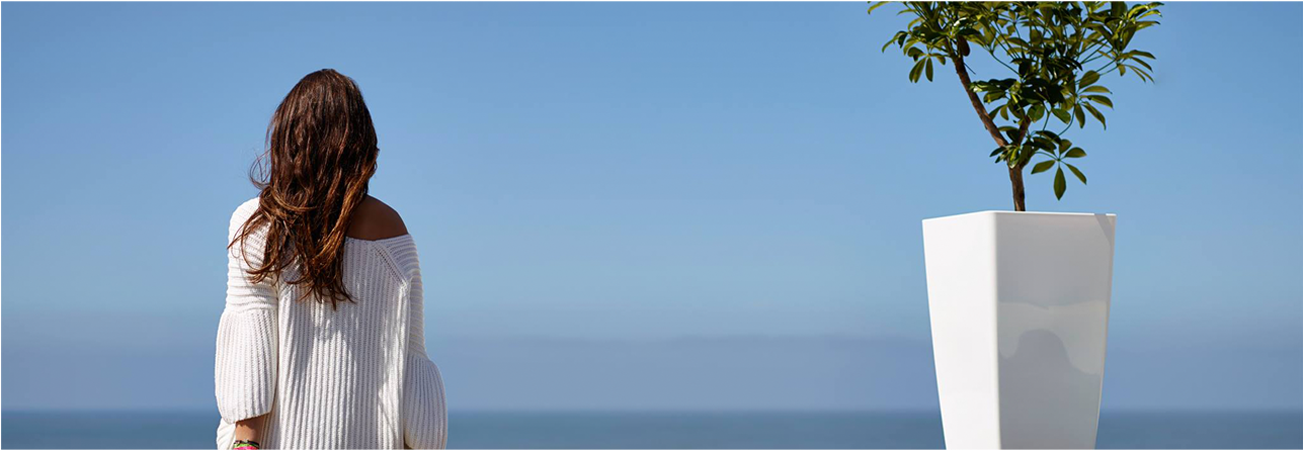 About Us - Girl Clipart (1500x519), Png Download