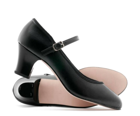 Character Shoes Png Background Image - Παπουτσια Για Παραδοσιακουσ Χορουσ Clipart (570x708), Png Download