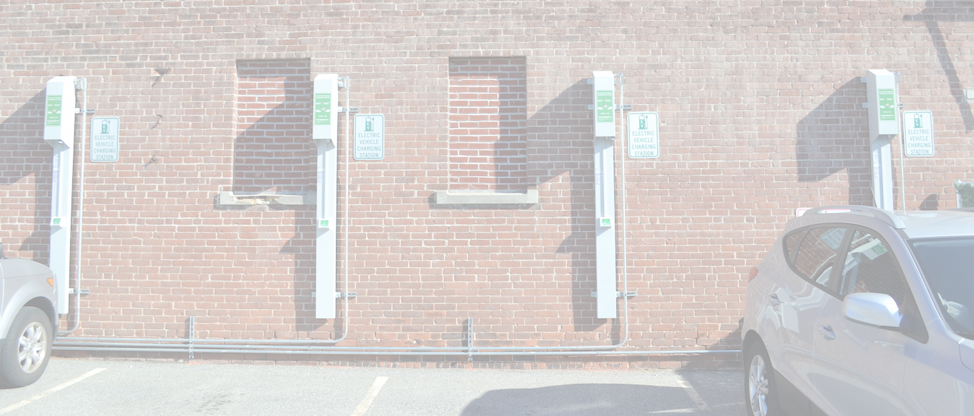 Electric Vehicle Charging Stations Brick Wall - Wall Clipart (1400x598), Png Download