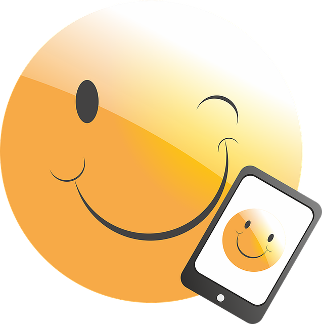 Mobile Phone, Smartphone, Phone, Emoticon, Smiley - Mobile Smiley Clipart (637x640), Png Download