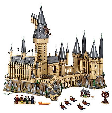 I Currently Work At Lego I Have To Say Disney Castle, - Lego Hogwarts Castle Clipart (758x426), Png Download