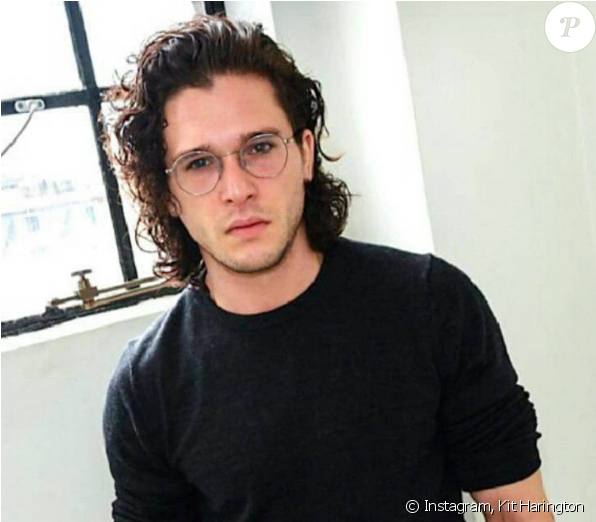 Kit Harington Avec Une Toute Petite Barbe - Kit Harington Sans Barbe Clipart (950x521), Png Download