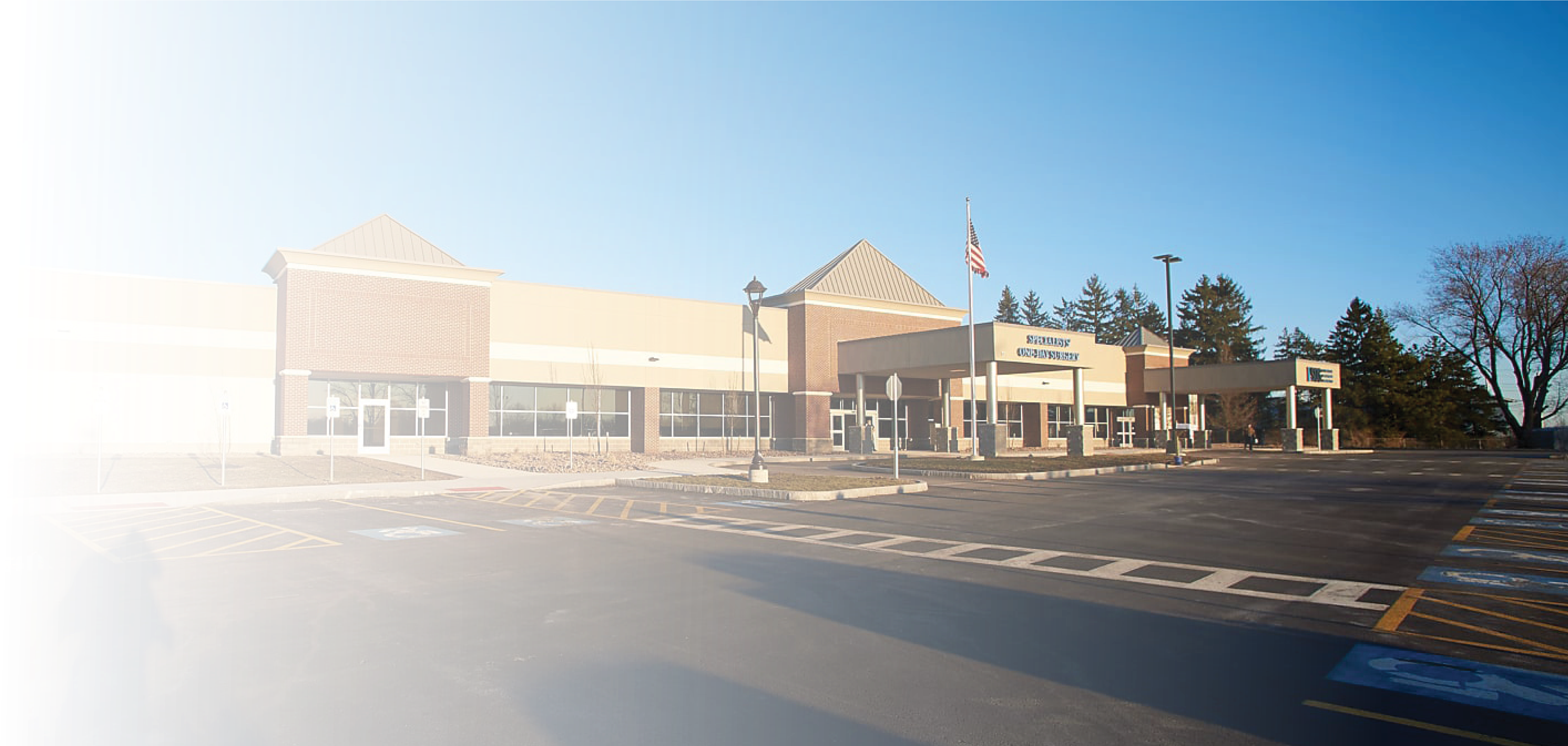 The New Specialists' One-day Surgery Center Is Now - House Clipart (6667x2667), Png Download