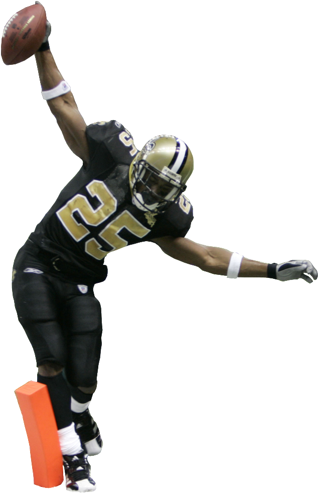 Photo Reggie - Kick American Football Clipart (687x1024), Png Download