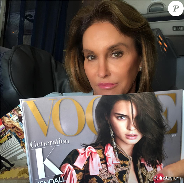 Caitlyn Jenner Fière De Sa Fille Kendall - Vogue Usa September 2016 Pdf Clipart (950x583), Png Download