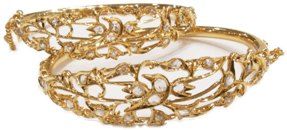Bangle With A Traditional Peranakan Design, Such As - Bracelet Clipart (650x650), Png Download