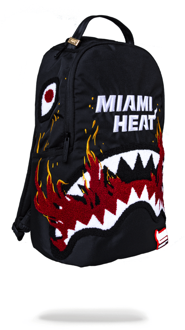Bape Shark Png - Sprayground Ghost Chenille Shark Clipart (619x1101), Png Download