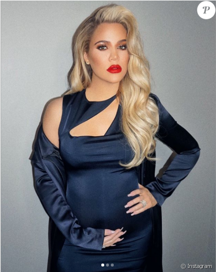 Khloe Kardashian - Khloe Kardashian Age 2018 Clipart (696x542), Png Download
