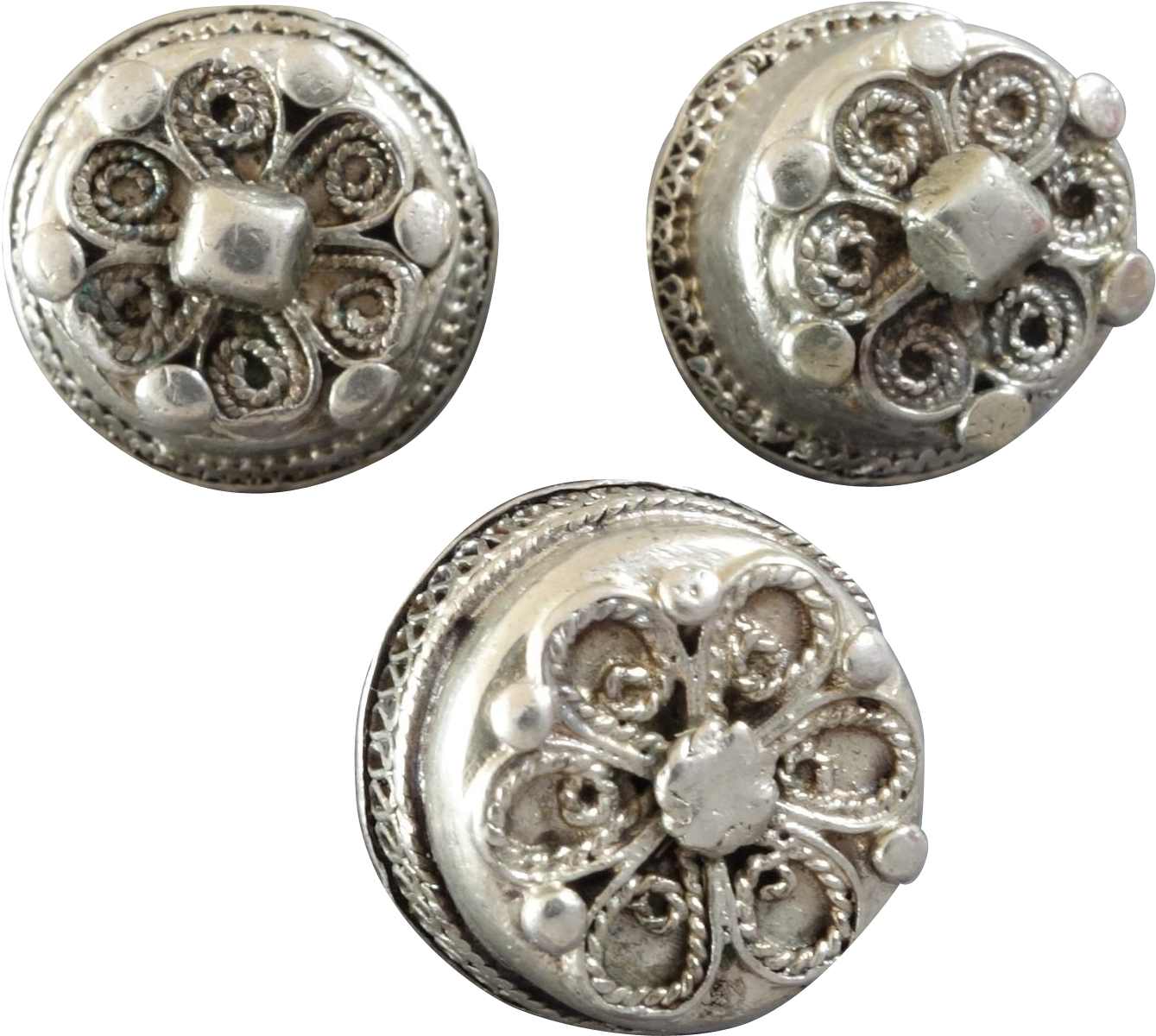 Three Antique 13lot Silver Buttons Traditional Costume - Circle Clipart (1338x1338), Png Download
