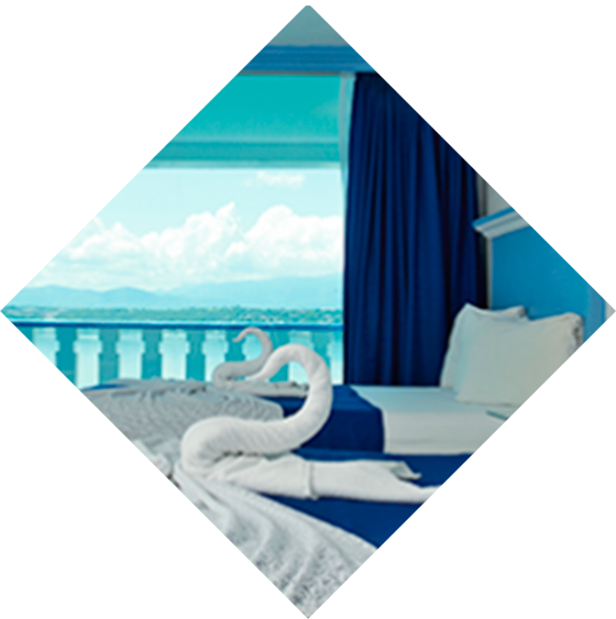 23 Mar 2018 - Resort Clipart (560x563), Png Download