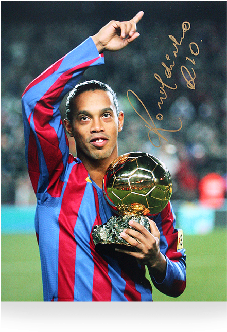 Ronaldinho Drawing Footballer - Ronaldinho With Ballon Dor Clipart (650x665), Png Download