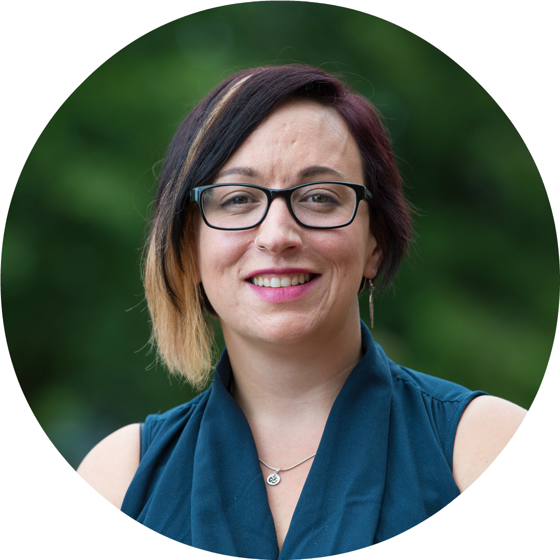 Danielle - Girl Clipart (1163x1380), Png Download