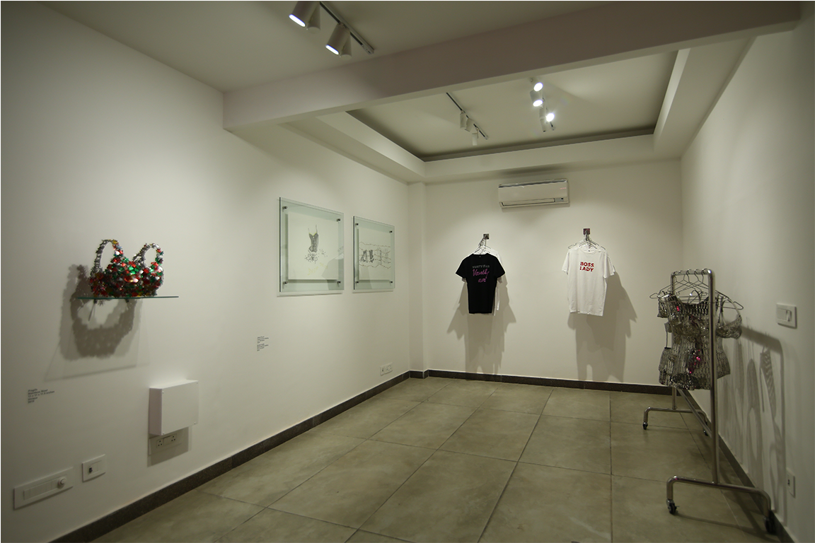 During 'vanity Fair' The Gallery Becomes A Shop, In - Art Gallery Clipart (1366x767), Png Download