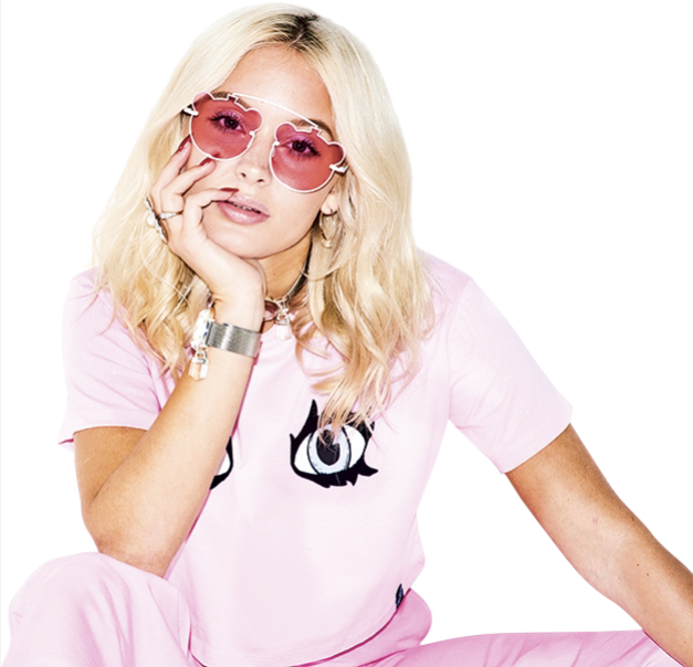 Zara Larsson Shoot Clipart (627x604), Png Download