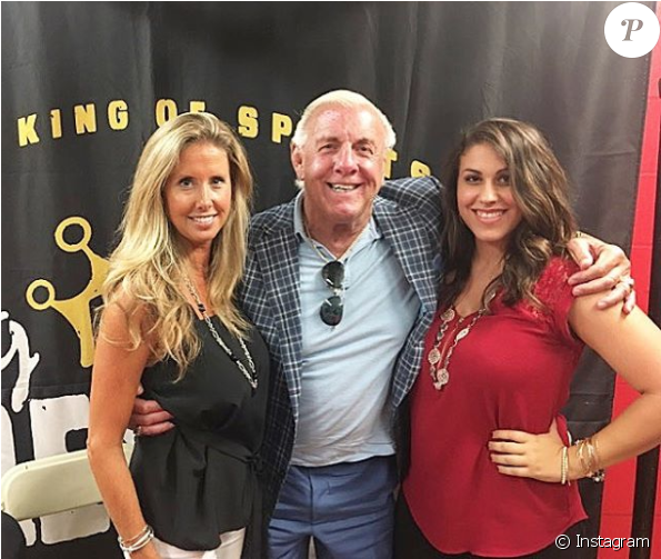 Ric Flair Rencontrant Des Fans, Photo Instagram Le - Event Clipart (950x502), Png Download