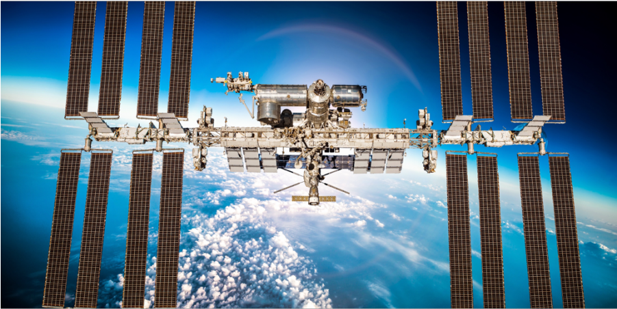 Happy Birthday To The International Space Station - Space Station 2017 Clipart (900x675), Png Download