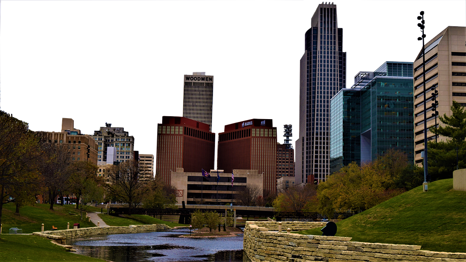 Omaha, Ne - Skyline Retirement Community Clipart (960x539), Png Download