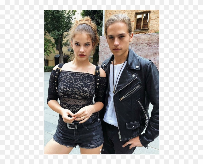 Dylan Sprouse En Couple Avec Le Mannequin Barbara Palvin - Barbara Palvin And Dylan Sprouse Clipart #1099535