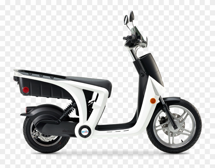 20 Jan - Mahindra Electric Scooters In India Clipart
