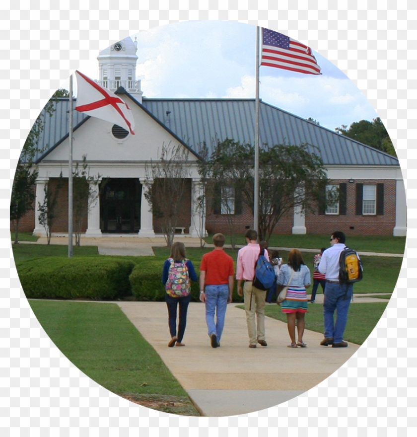 Students Walking On Thomasville Campus - House Clipart
