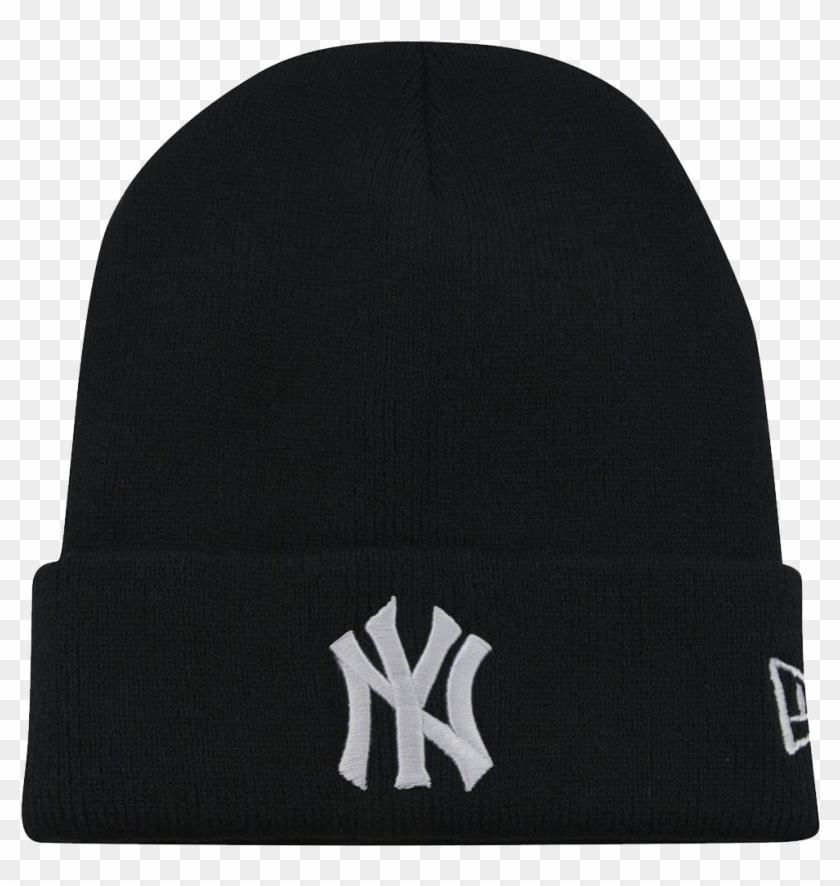 Beanie Clipart #1177925