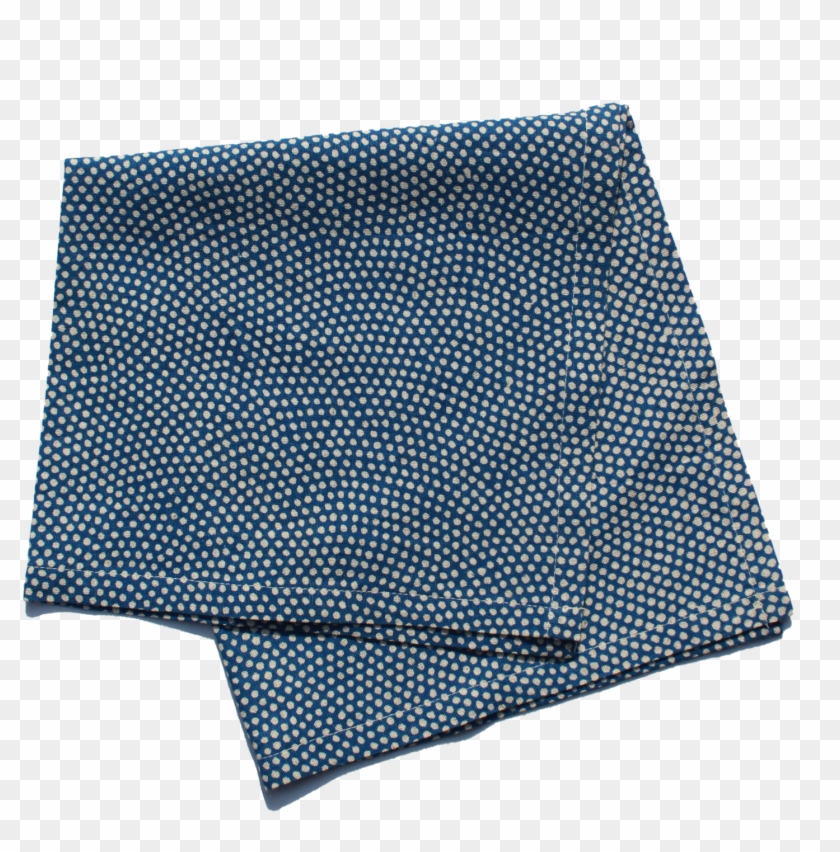 Table Napkin Png Picture - Napkin On Table Background Clipart #1367560