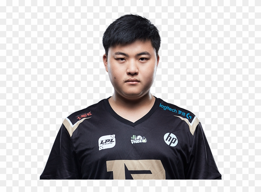 Soccer Player Clipart #142345