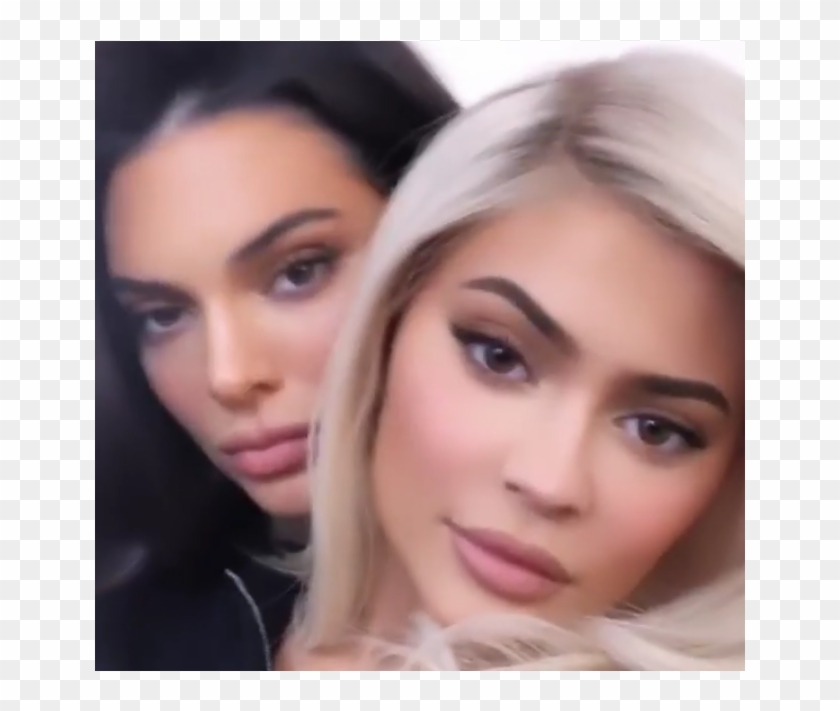 Kendall And Kylie Jenner, In "war" For Money, "don't - Kylie Jenner Et Kendall En 2019 Clipart #1508104