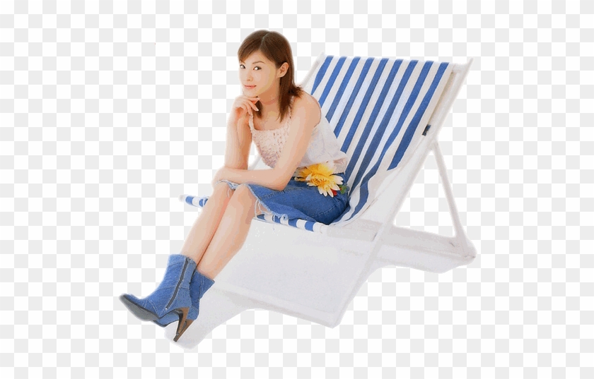 Woman Sitting In Beach Chair - Beach Chair With Woman Png Clipart