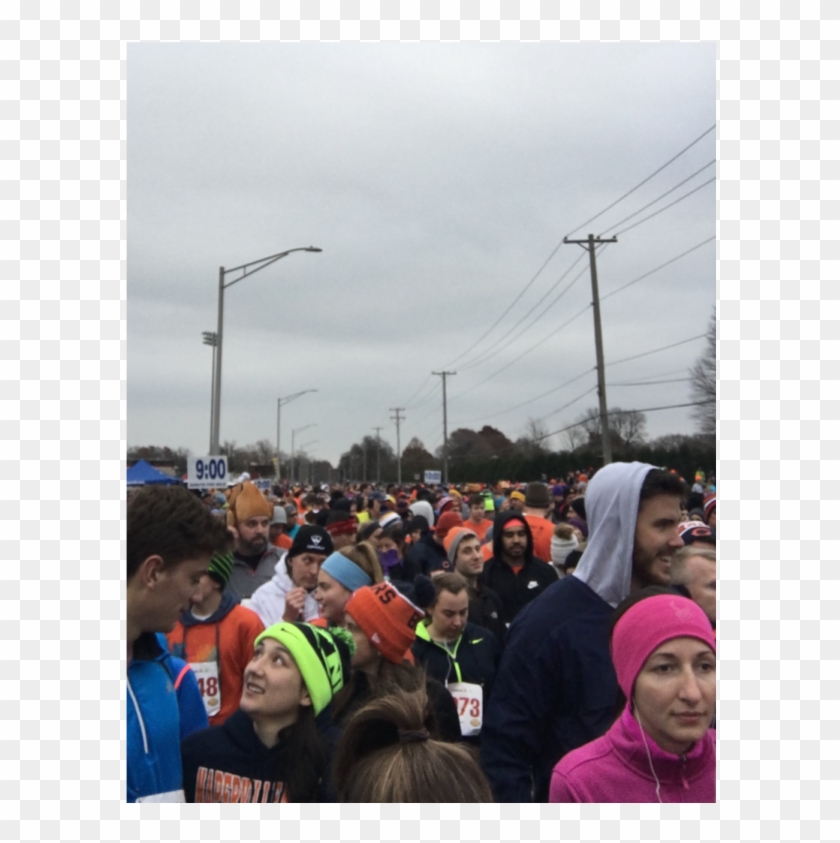 Lion Newspaper - Crowd Clipart #1771020