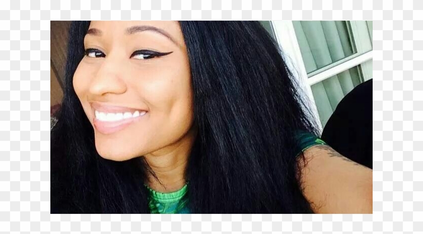 Nicki Minaj Shares Touching Moment With 16 Year Old - Nicki Minaj Beautiful Smile Clipart #192978