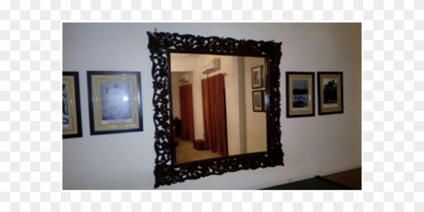 Art Gallery Clipart #1954579