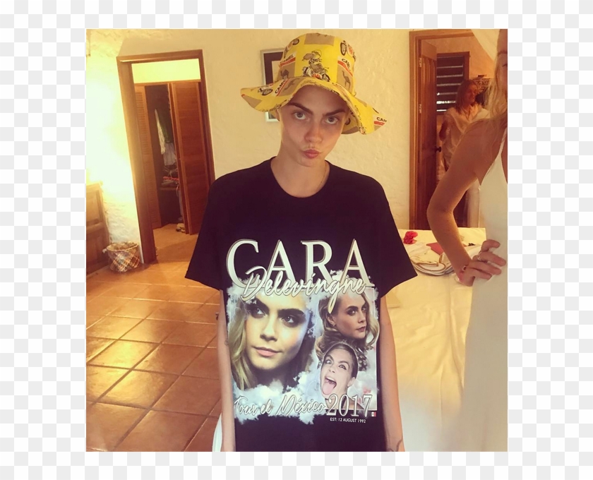 Cara Delevingne Clipart