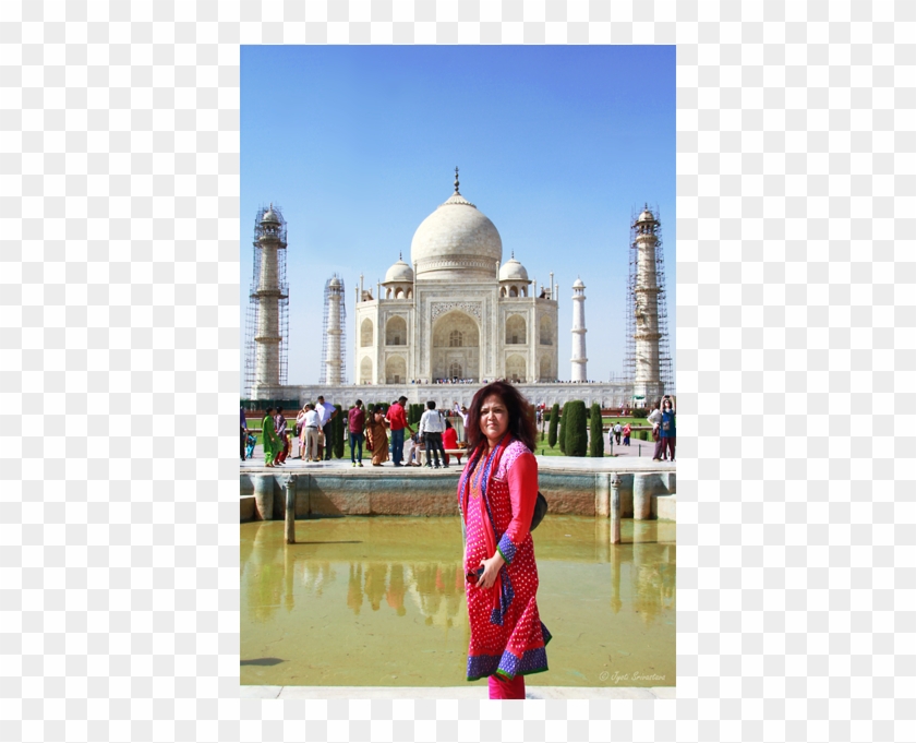 India / Uttar Pradesh / Agra - Taj Mahal Clipart
