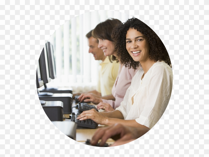Class Option - Adultos Con Ordenador Clipart #2471116
