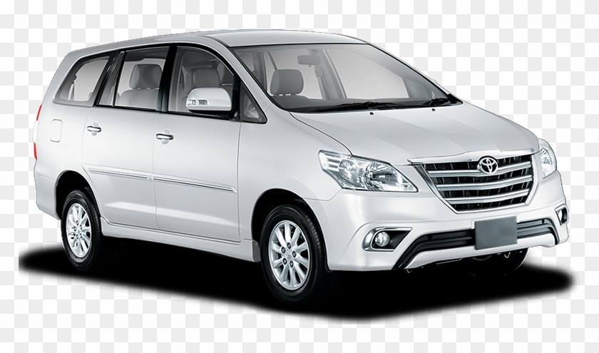 Toyota Innova - Innova Car On Road Price Clipart #2706120