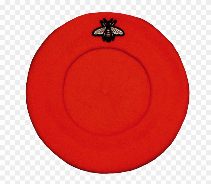 Bumblebee Beret In Red - Circle Clipart #2756055