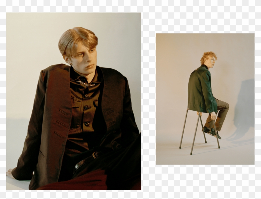 Shirt Loewe - Sitting Clipart #3102484