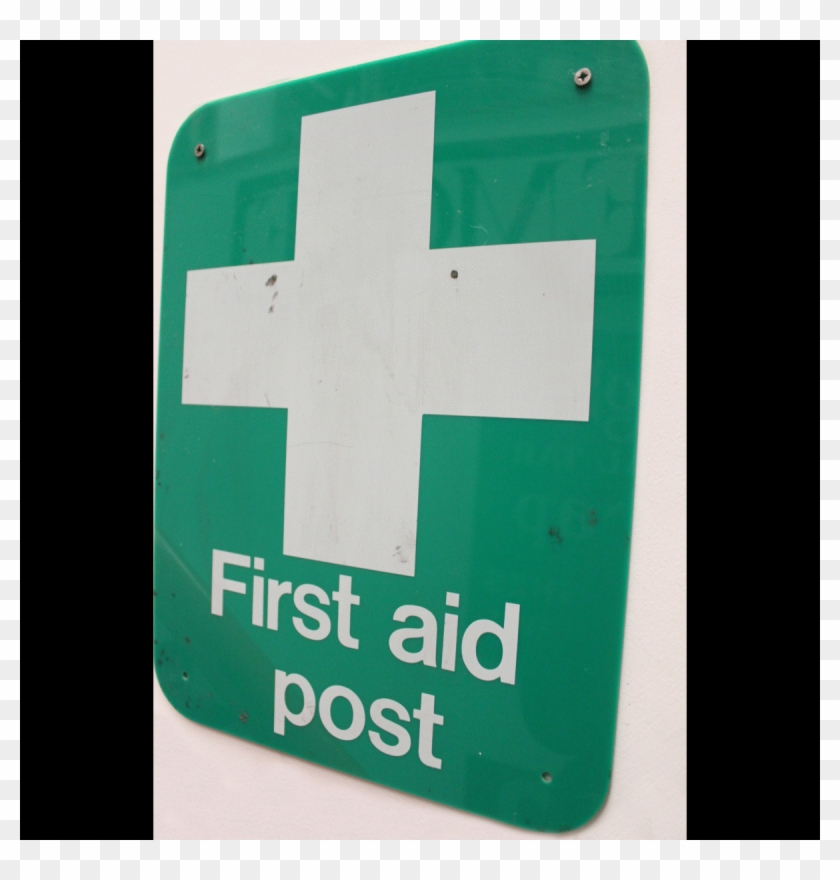 5500018 First Aid Post Sign X1 - Jan Timke Clipart #3328420