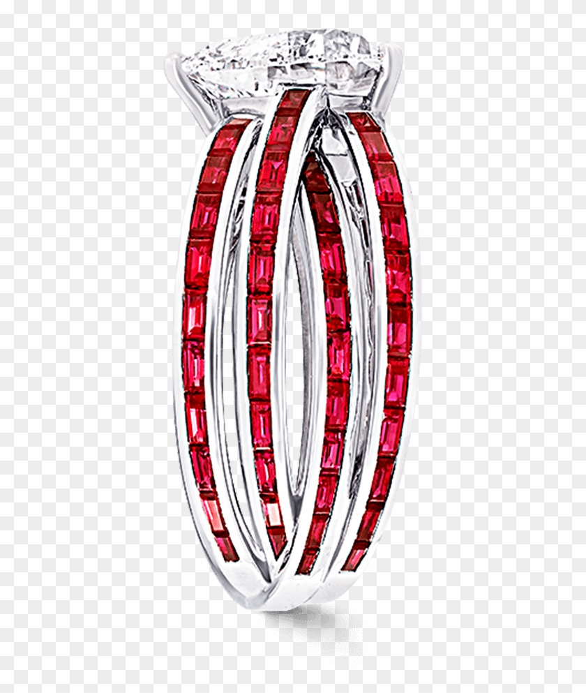 Shrank View Of A Graff - Engagement Ring Clipart