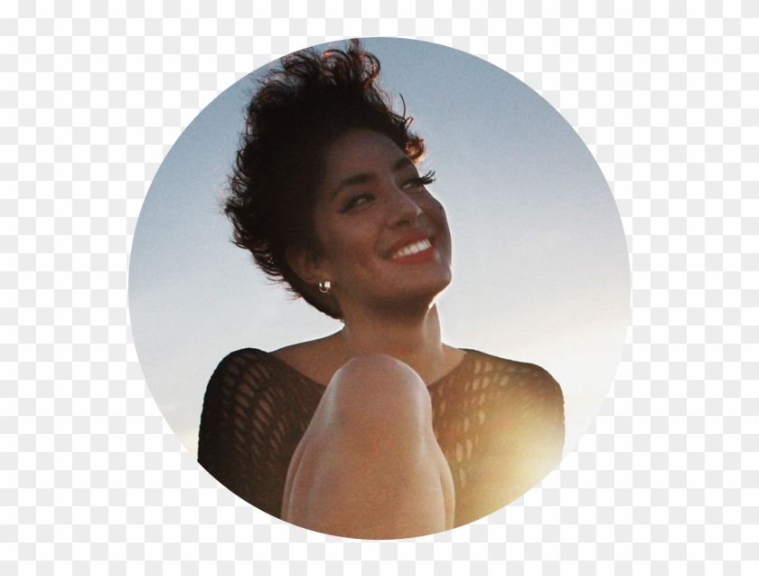 Is A Young Fashion And Photography Journalist - Girl Clipart #3559545