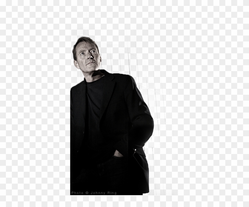 Author Home Bg R - Standing Clipart #3588805