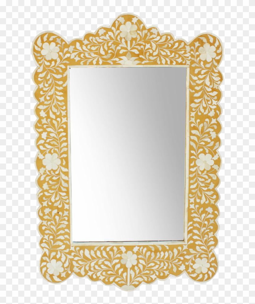 This Piece Features A Scalloped Edge Frame And A Gorgeous - Picture Frame Clipart