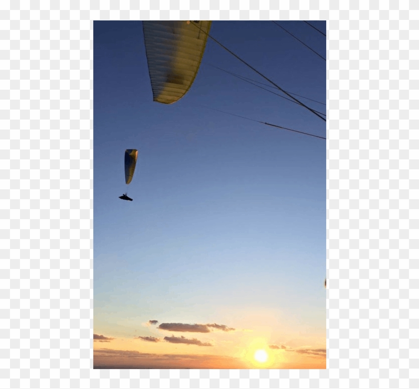1 - Paragliding Clipart #3697972