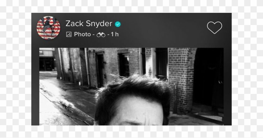 Justice League Director Zack Snyder Pokes Fun At Henry - Girl Clipart