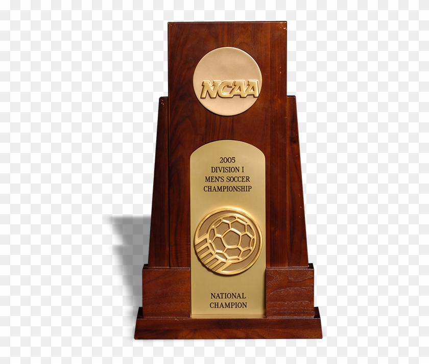Maurice Edu Was A Key Component Of A - Ncaa Trophy In Soccer Clipart #3937494