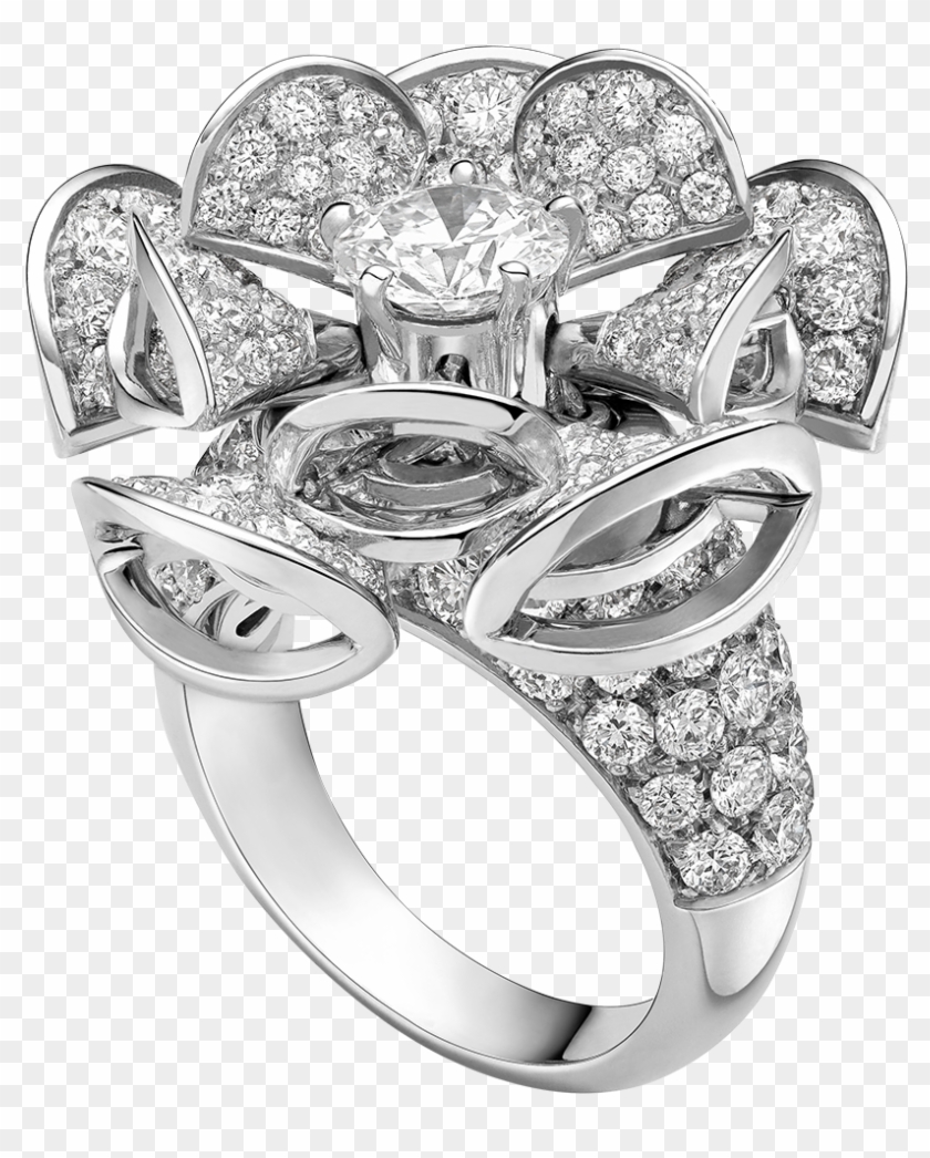 Blooming With The Gleaming Sophistication Of Diamond - Bulgari Diva Dream Daimond Ring Clipart #3939393