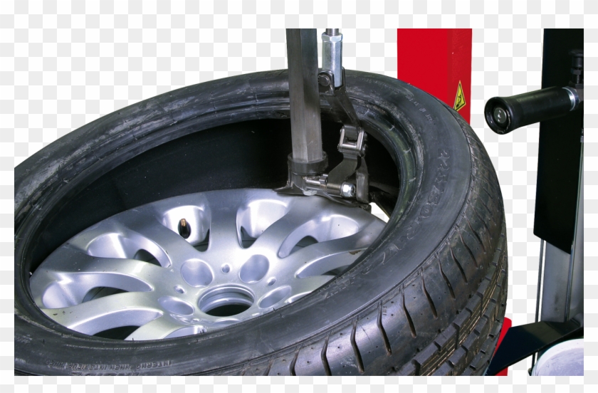 04 S8645 - Tread Clipart